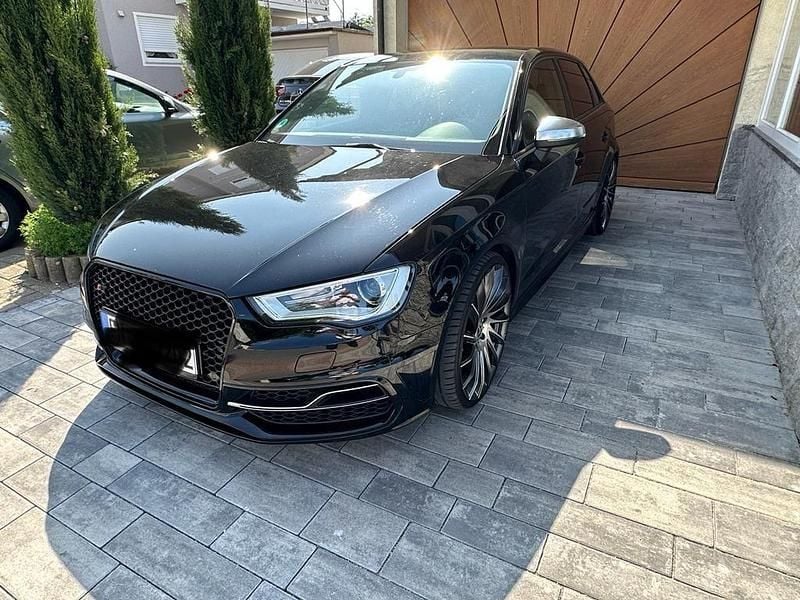 Schwarz Gebraucht 2014 Audi S3 Sport Limousine | 20.000 € (Guter Preis) - Bild 1/4