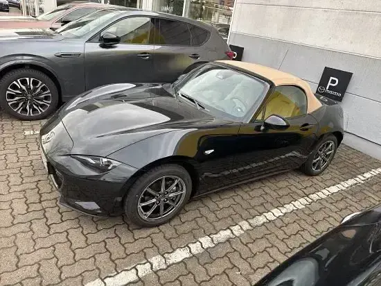 Gebraucht Mazda MX5 Kazari 132 PS (97 kW) 2026 Schwarz Cabrio