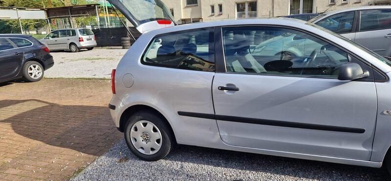 Silber Gebraucht 2002 VW Polo Kleinwagen | 1.300 € (Guter Preis) - Bild 1/4