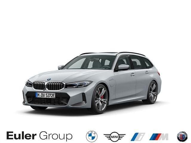 Grau Gebraucht 2024 BMW 330e Performance Kombi | 46.790 € (Fairer Preis) - Bild 1/4