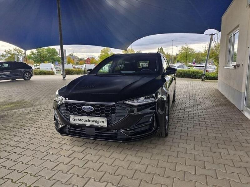 Gebraucht Ford Focus ST-Line X 125 PS (91 kW) 2023 Obsidianschwarz metallic Kombi