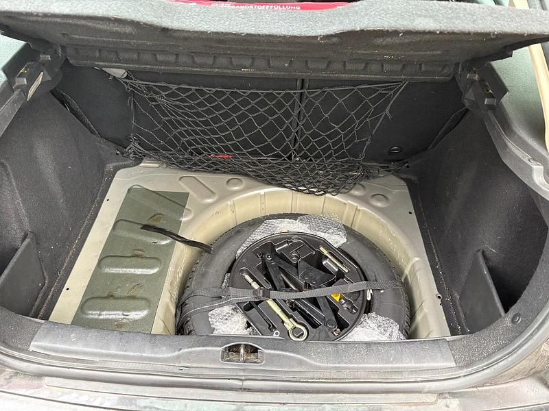 Schwarz Gebraucht 2007 Citroën C4 Limousine | 800 € (Guter Preis) - Bild 1/4