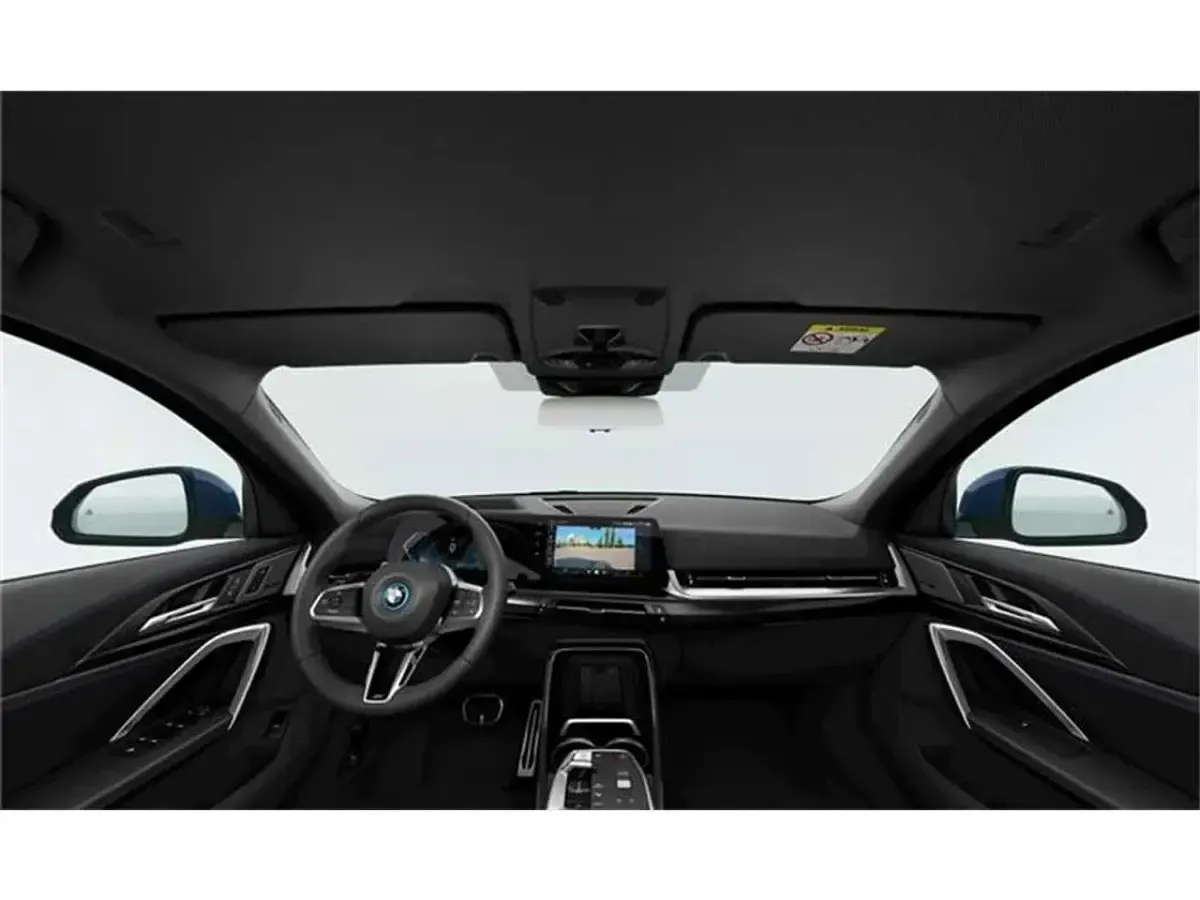 Neu BMW iX2 M Sport 230 kW (313 PS) 2026 Portimao blau metallic SUV