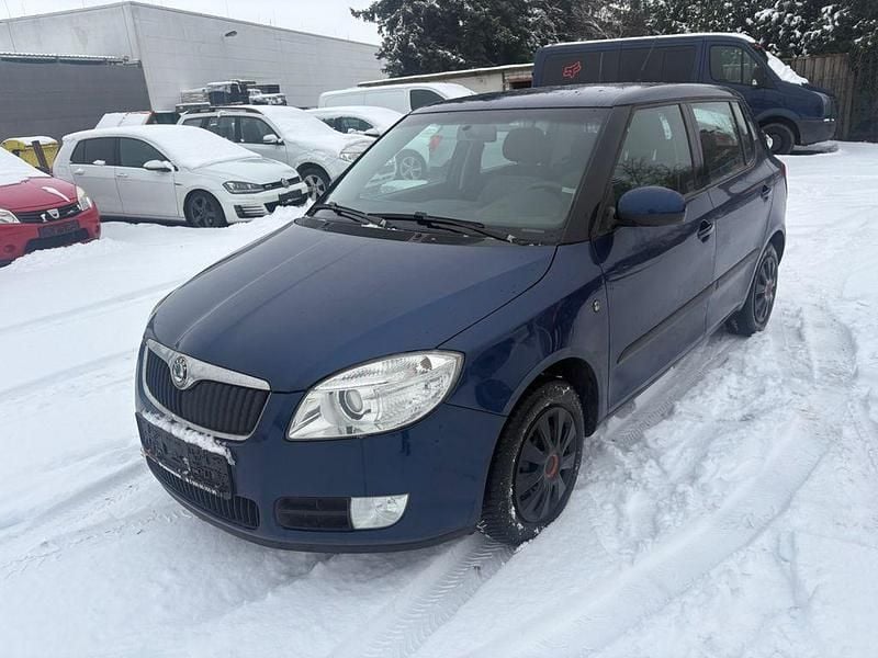 Gebraucht Skoda Fabia Style 69 PS (50 kW) 2009 Blau Limousine