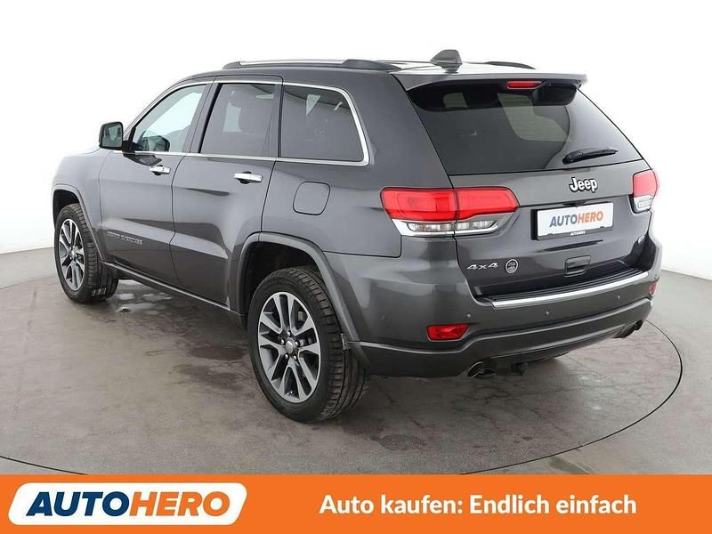 Gebraucht Jeep Grand Cherokee Overland 250 PS (183 kW) 2019 Granite crystal SUV