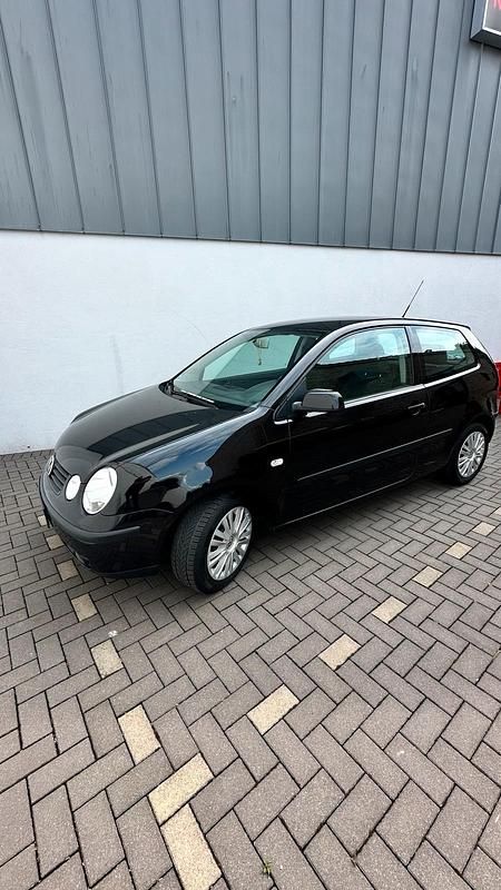 Gebraucht VW Polo 80 PS (58 kW) 2003 Schwarz Kleinwagen