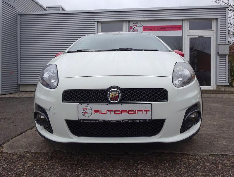 Gebraucht Abarth Punto 155 PS (114 kW) 2010 Weiß Kleinwagen