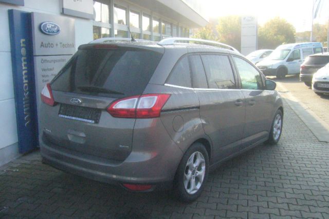 Gebraucht Ford Grand C-Max Trend 150 PS (110 kW) 2012 Braun metallic Van / Kleinbus