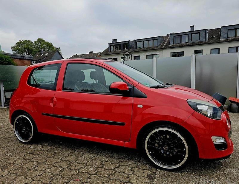 Rot Gebraucht 2013 Renault Twingo Expression Kleinwagen | 2.990 € (Guter Preis) - Bild 1/4