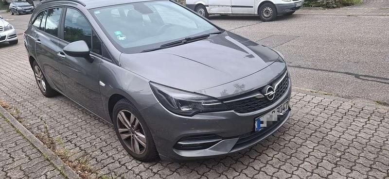 Grau Gebraucht 2021 Opel Astra Limousine | 12.500 € (Guter Preis) - Bild 1/4