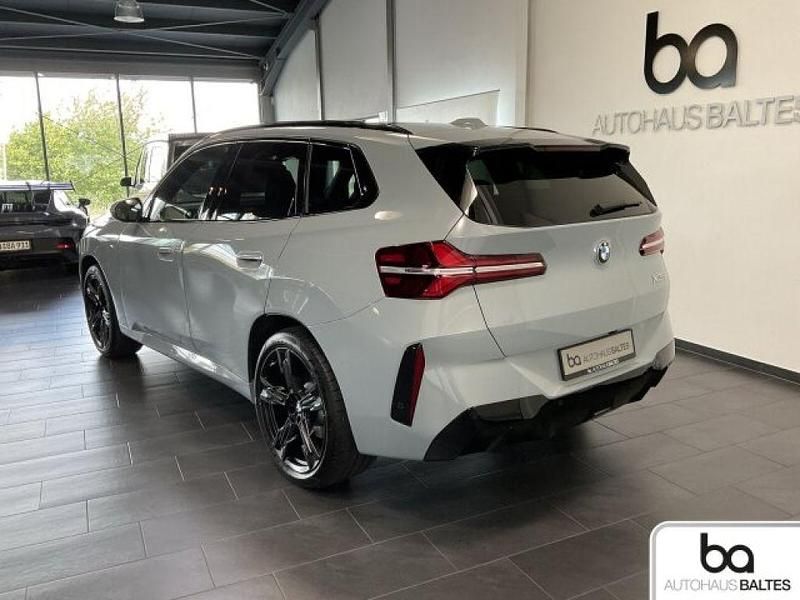 Gebraucht BMW X3 M Sport 208 PS (152 kW) 2025 Brooklyn grau met. (metallic) SUV