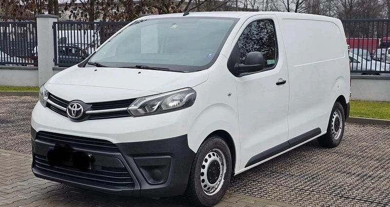 Weiß Gebraucht 2017 Toyota Proace Van / Kleinbus | 9.200 € (Superpreis) - Bild 1/4