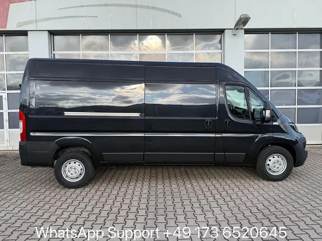Usata Peugeot Boxer 165 CV (121 kW) 2024 Nero Furgone