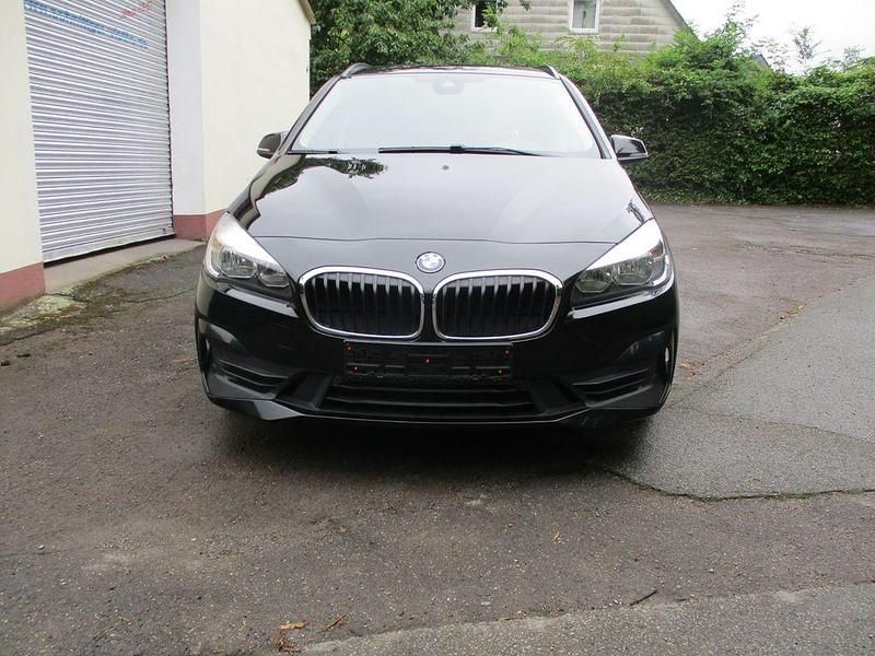 Gebraucht BMW 225 Advantage 224 PS (164 kW) 2019 Schwarz Kombi