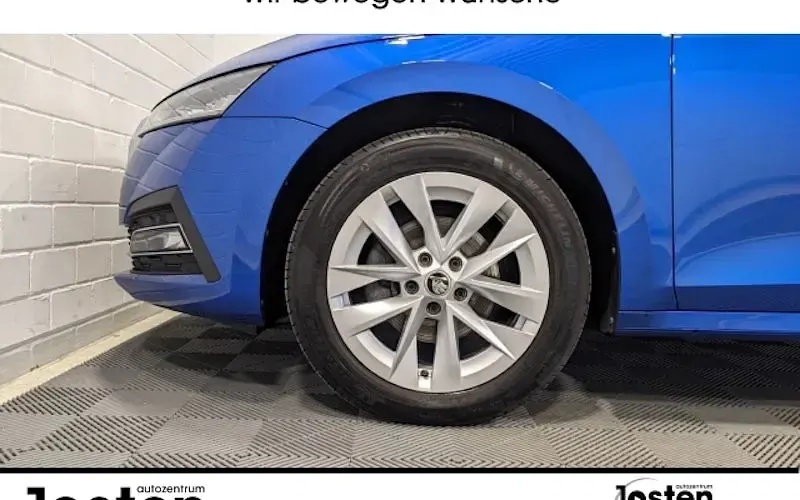 Gebraucht Skoda Octavia Style 150 PS (110 kW) 2024 Blau (raceblau metallic) Kombi