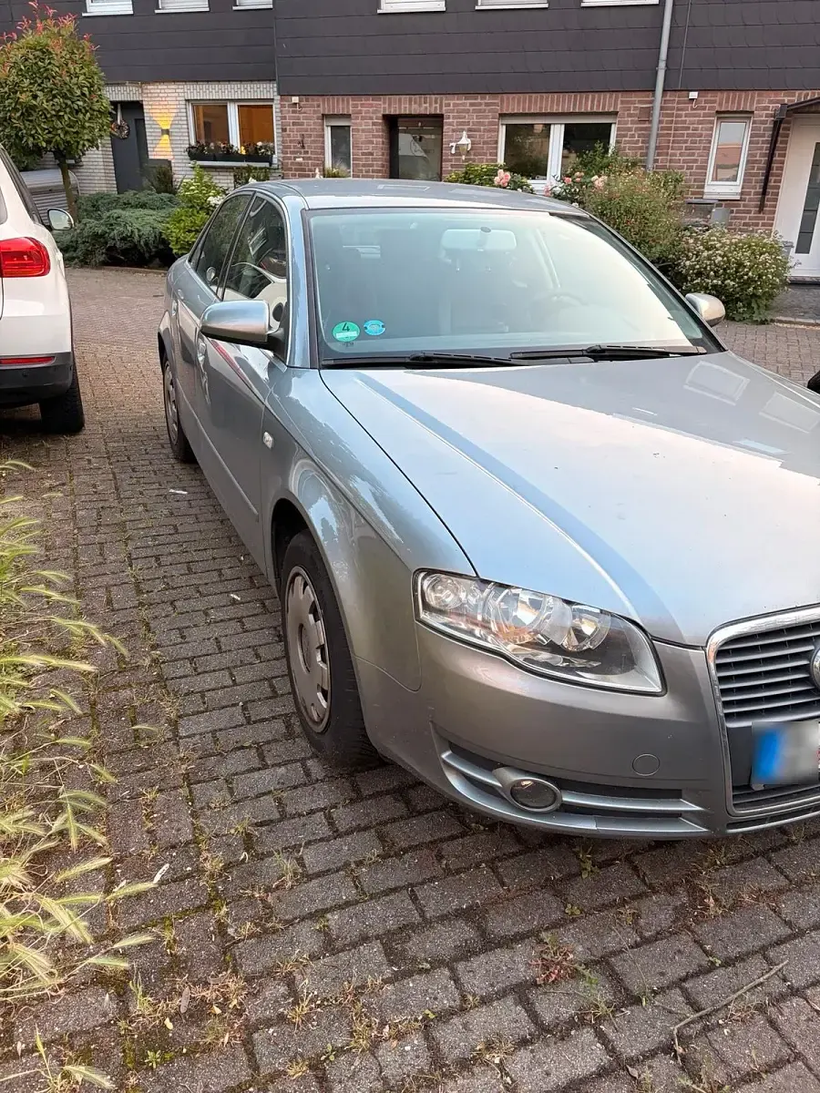 Gebraucht Audi A4 101 PS (74 kW) 2008 Silber Limousine