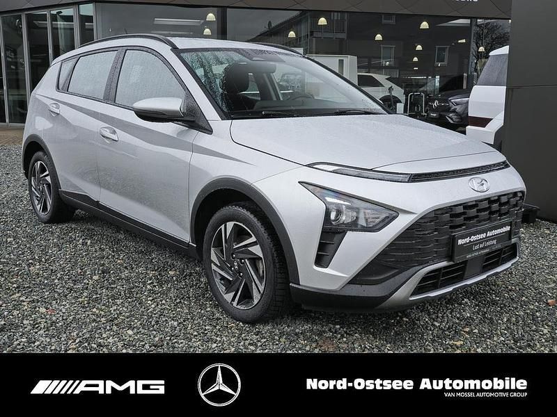 Gebraucht Hyundai Bayon Select 101 PS (74 kW) 2022 Sleek silver / met SUV