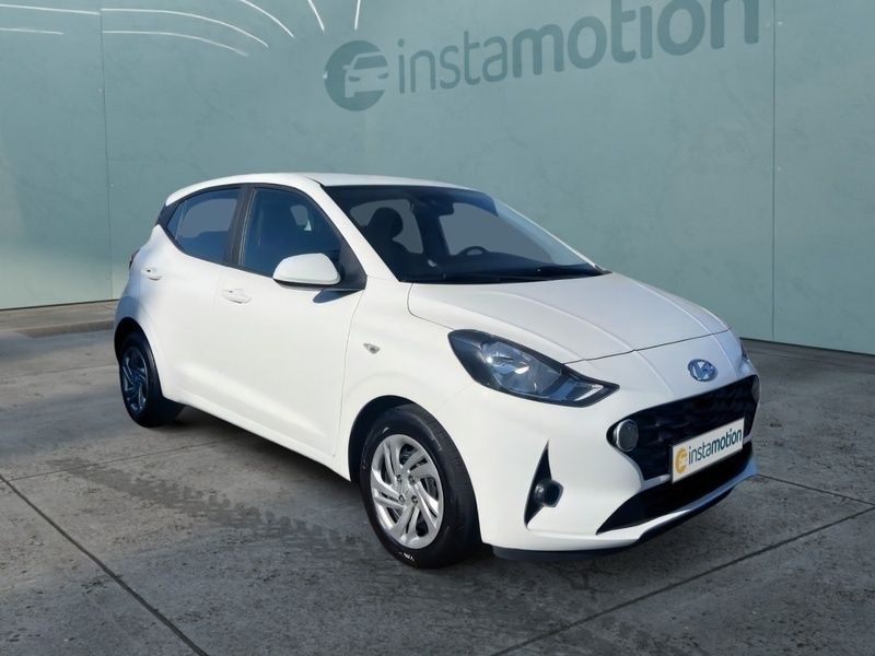 Gebraucht Hyundai i10 Select 67 PS (49 kW) 2022 Weiß Kleinwagen