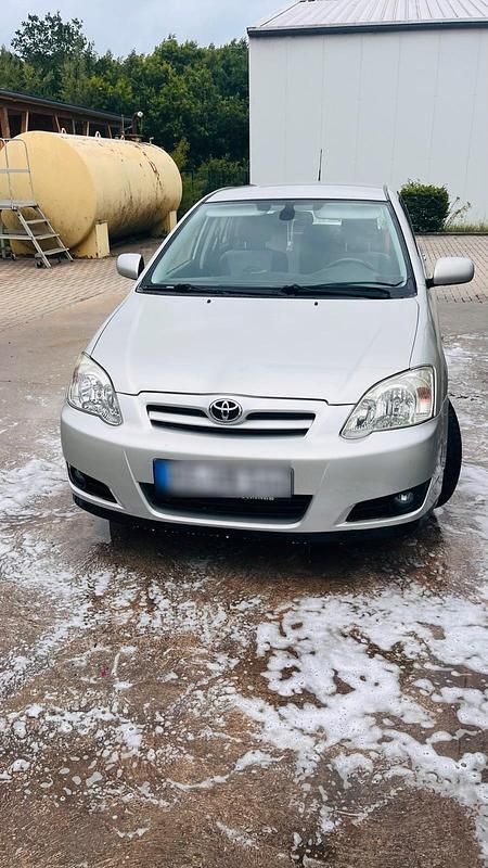 Gebraucht Toyota Corolla 90 PS (66 kW) 2005 Grau Kleinwagen