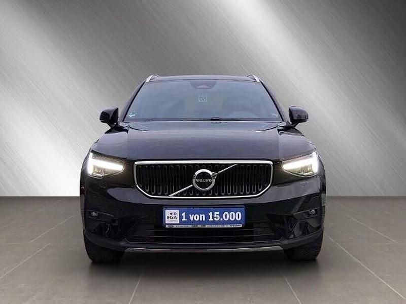 Gebraucht Volvo XC40 Core 163 PS (119 kW) 2024 Schwarz SUV