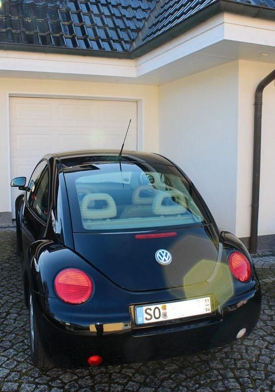 Gebraucht VW New Beetle 116 PS (85 kW) 1999 Schwarz Kleinwagen