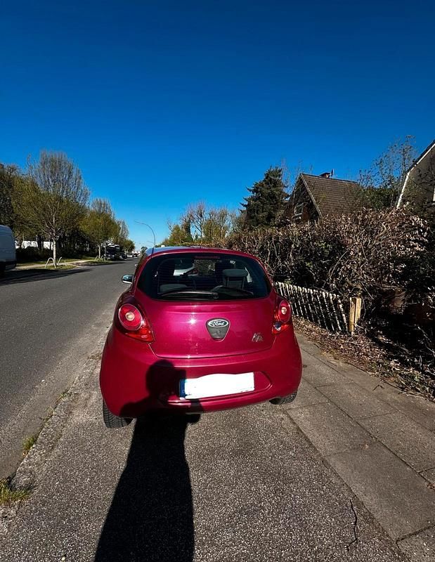 Second-hand Ford Ka 60 CP (44 kW) 2009 Roșu Hatchback