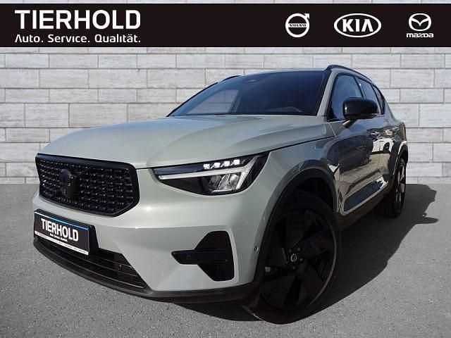 Neu Volvo XC40 Plus 163 PS (119 kW) 2025 Vapour grey / metallic SUV