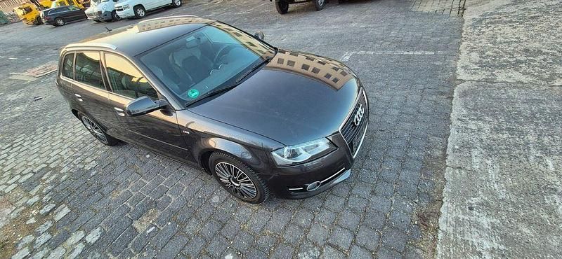 Gebraucht Audi A3 S-Line 140 PS (102 kW) 2010 Grau Kleinwagen