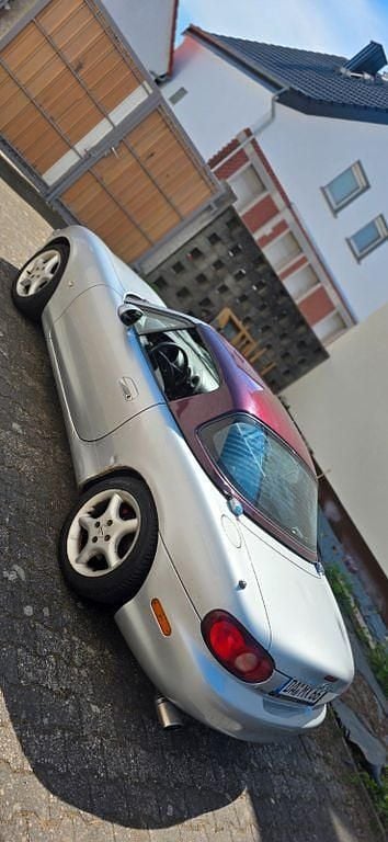 Second-hand Mazda MX5 110 CP (80 kW) 1999 Argintiu Cabrio