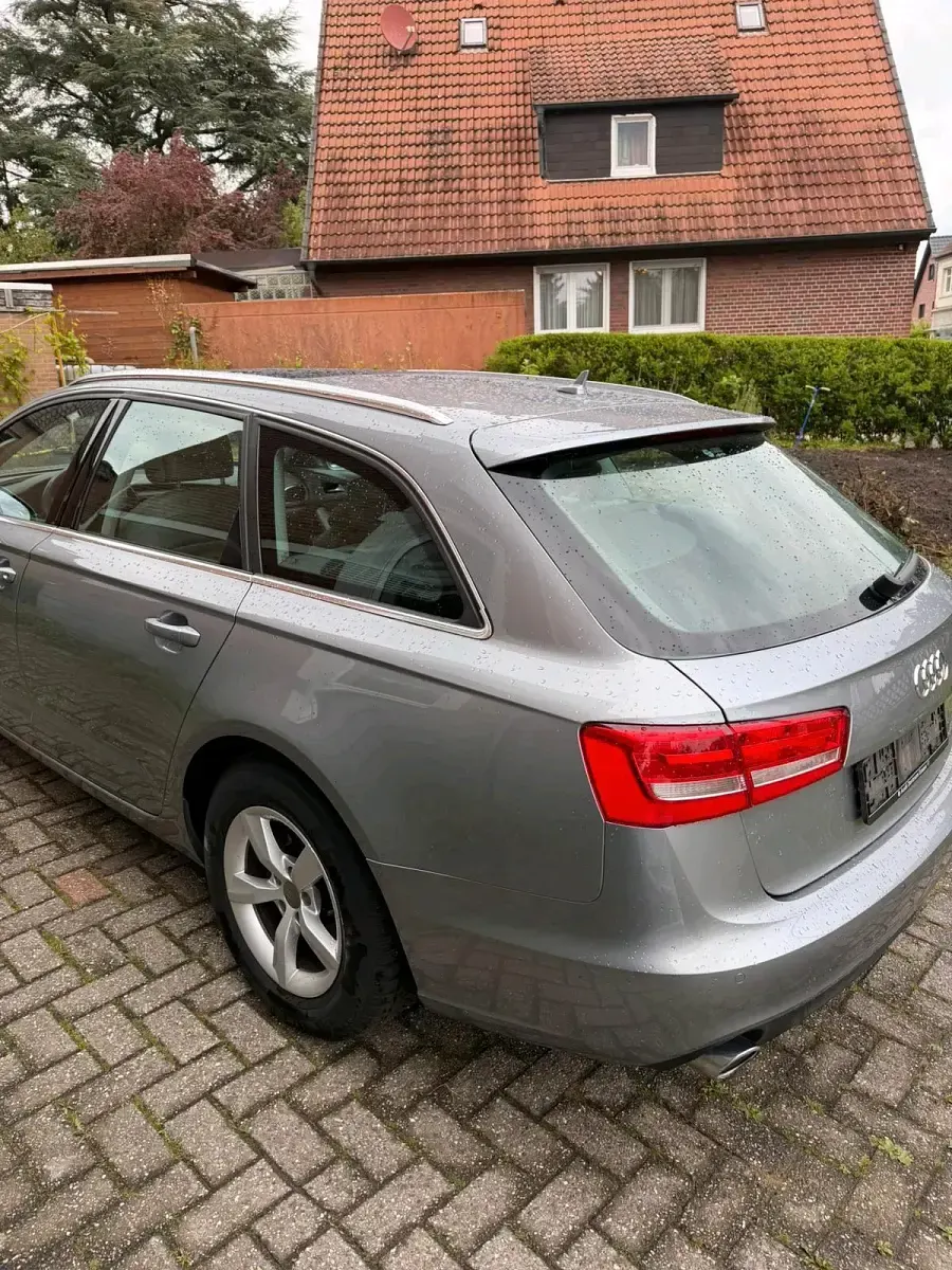 Gebraucht Audi A6 204 PS (150 kW) 2012 Silber Kombi