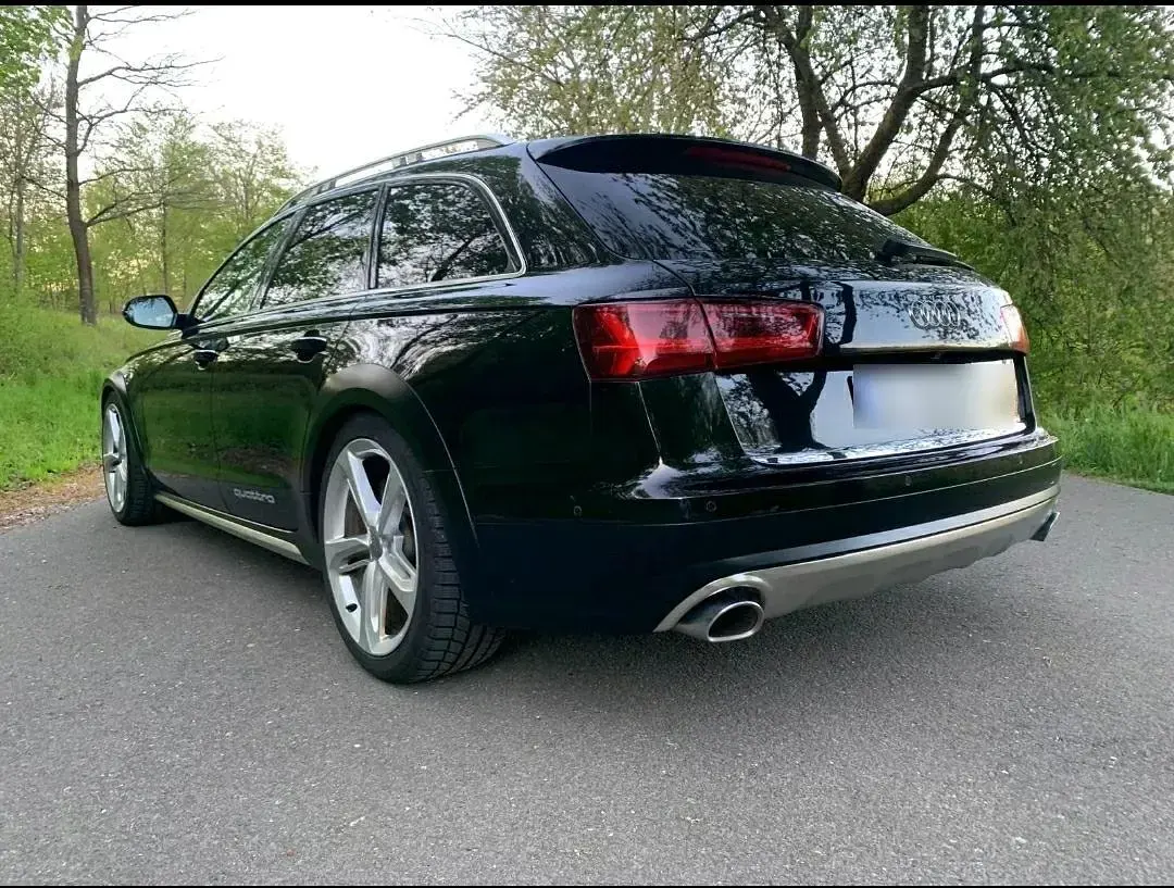 Używany Audi A6 Allroad 320 KM (235 kW) 2017 Czarny Kombi