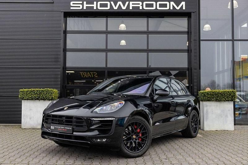 Gebraucht Porsche Macan 362 PS (266 kW) 2016 Schwarz SUV