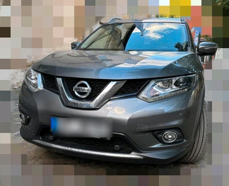 Grau Gebraucht 2017 Nissan X-Trail SUV | 15.399 € (Fairer Preis) - Bild 1/4