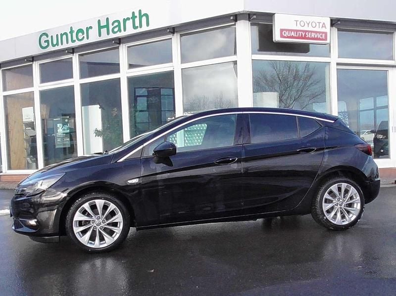 Gebraucht Opel Astra 110 PS (80 kW) 2020 Scjwarz Limousine