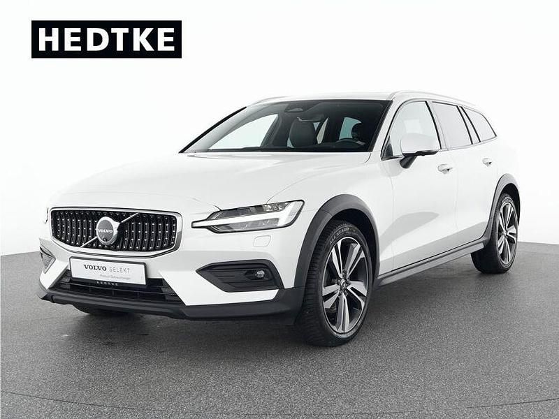 Weiß Gebraucht 2023 Volvo V60 CC Ultimate Kombi | 42.550 € (Etwas zu teuer) - Bild 1/4