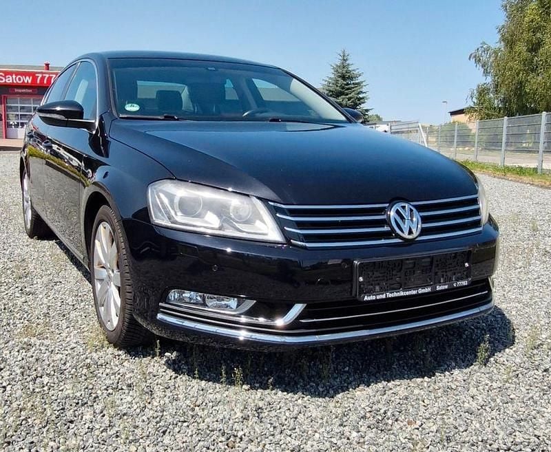 Gebraucht VW Passat Highline 211 PS (155 kW) 2012 Schwarz Limousine