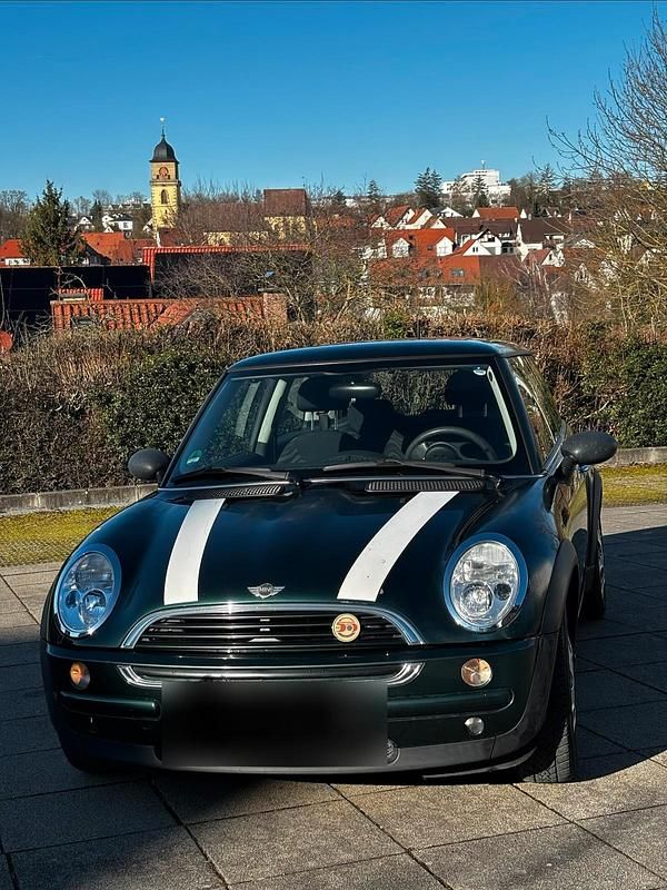 Usado Mini ONE 90 HP (66 kW) 2001 Verde Citadino