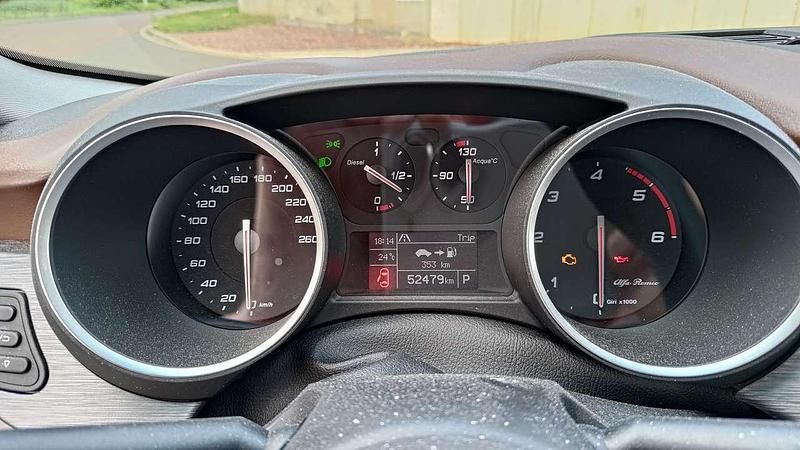 Gebraucht Alfa Romeo Giulietta Lusso 170 PS (125 kW) 2020 Grün Kleinwagen
