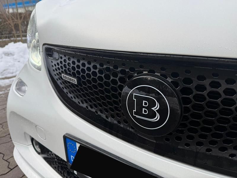 Gebraucht Smart ForTwo Coupé Brabus 71 PS (52 kW) 2015 Weiß Coupé