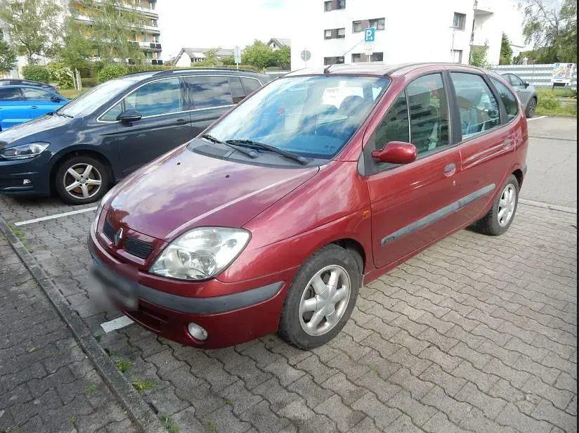 Gebraucht Renault Scénic 107 PS (78 kW) 2000 Rot Van / Kleinbus