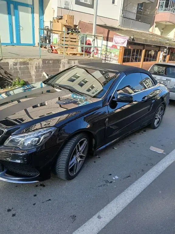 Gebraucht Mercedes E250 AMG 211 PS (155 kW) 2014 Schwarz Cabrio