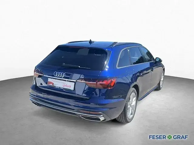 Używany Audi A4 Advanced Plus 163 KM (119 kW) 2024 Niebieski Kombi