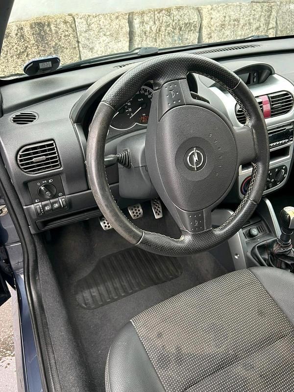 Gebraucht Opel Tigra 90 PS (66 kW) 2007 Blau Cabrio
