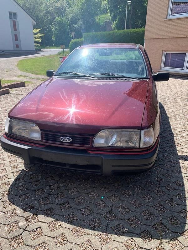 Rot Gebraucht 1990 Ford Sierra Limousine | 5.700 € - Bild 1/4