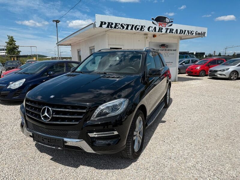 Schwarz unilack Gebraucht 2014 Mercedes ML350 SUV | 21.990 € (Fairer Preis) - Bild 1/4