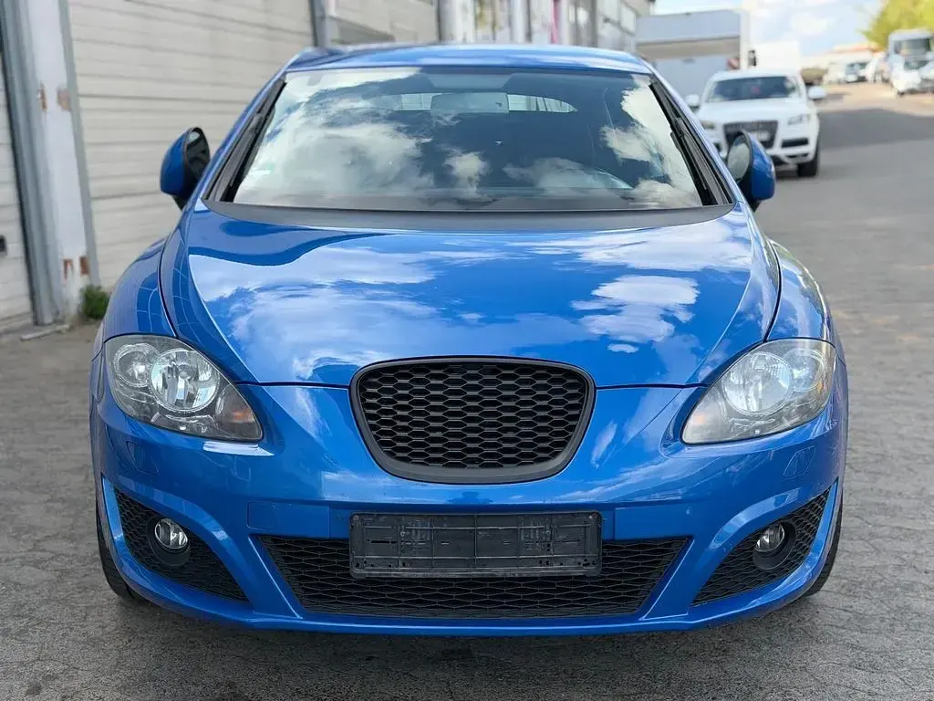 Usata Seat Leon Copa 105 CV (77 kW) 2011 Utilitaria