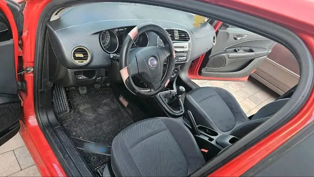 Gebraucht Fiat Bravo 90 PS (66 kW) 2007 Rot Kleinwagen
