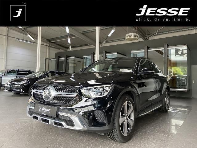 Schwarz unilack Gebraucht 2022 Mercedes GLC200 SUV | 43.790 € (Etwas zu teuer) - Bild 1/4