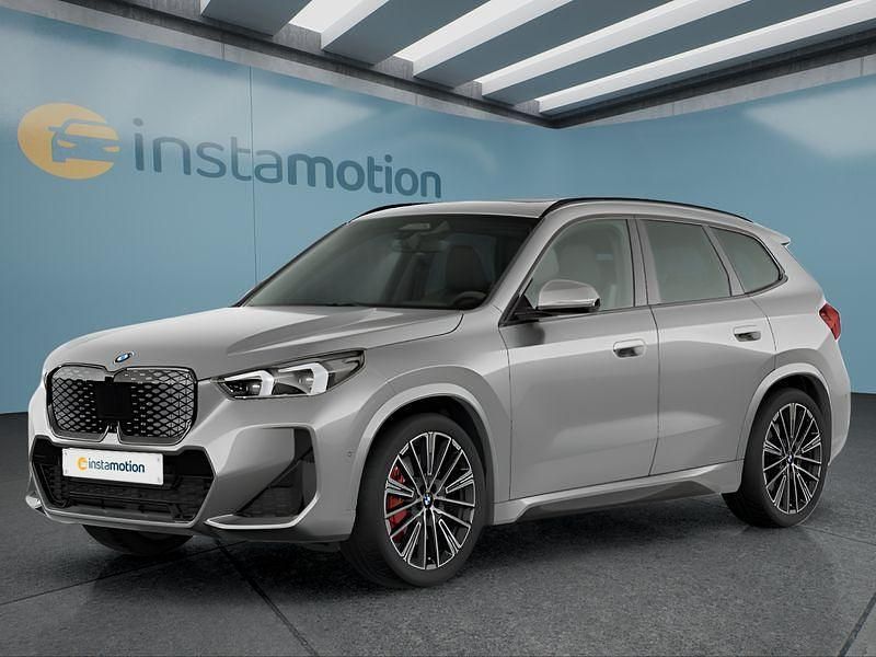 Neu BMW iX1 230 kW (313 PS) 2025 Silber SUV