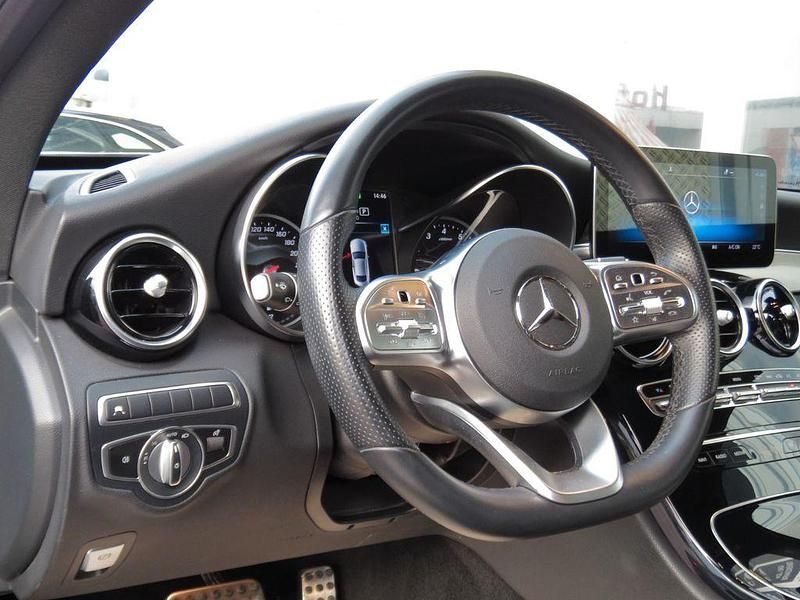 Gebraucht Mercedes C300 AMG line 258 PS (189 kW) 2020 Blau Coupé